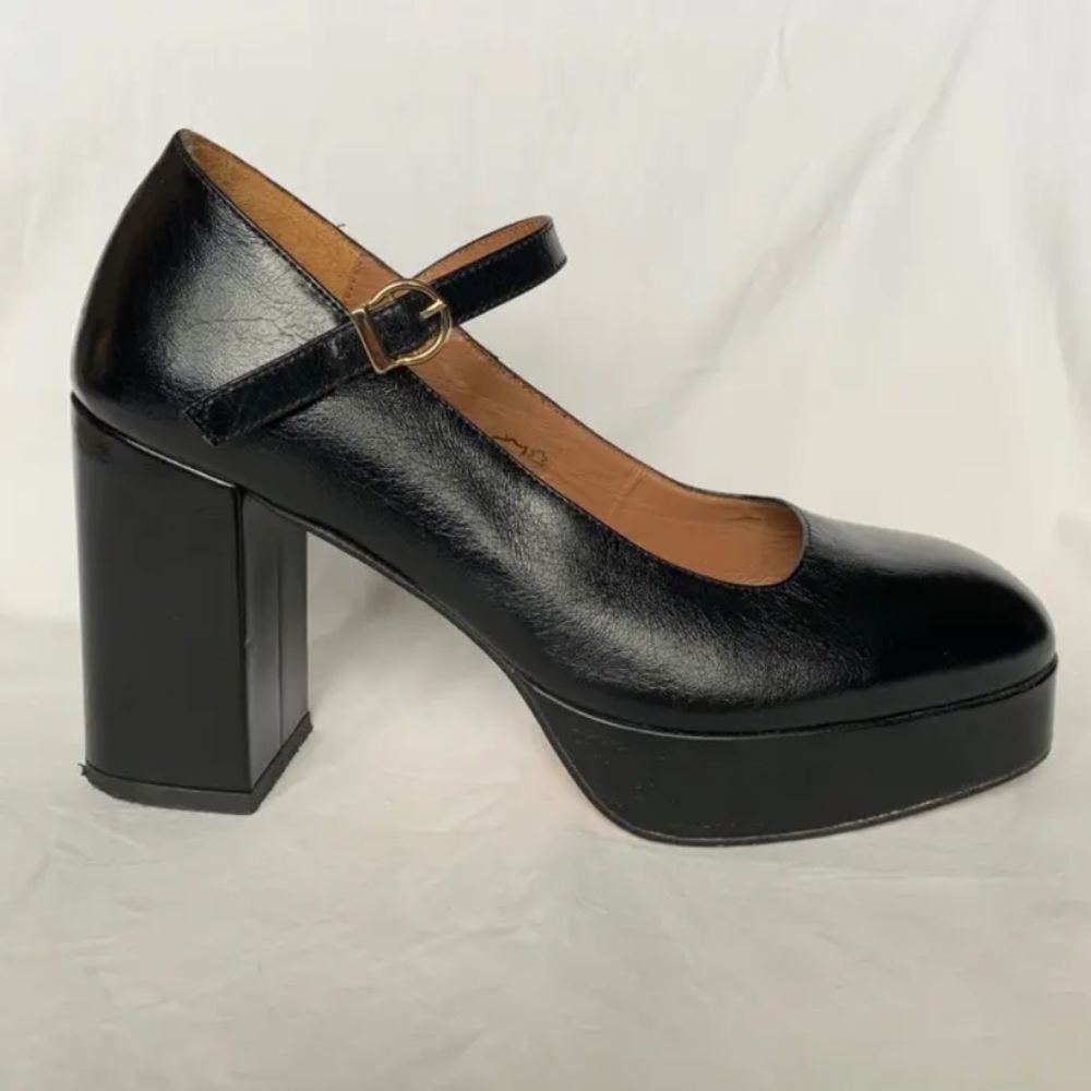 Musier Paris Escarpins Babies Leather Heels in Black